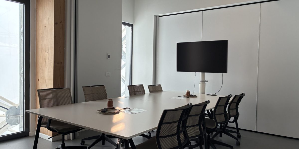 Sala Meeting Hopper medium